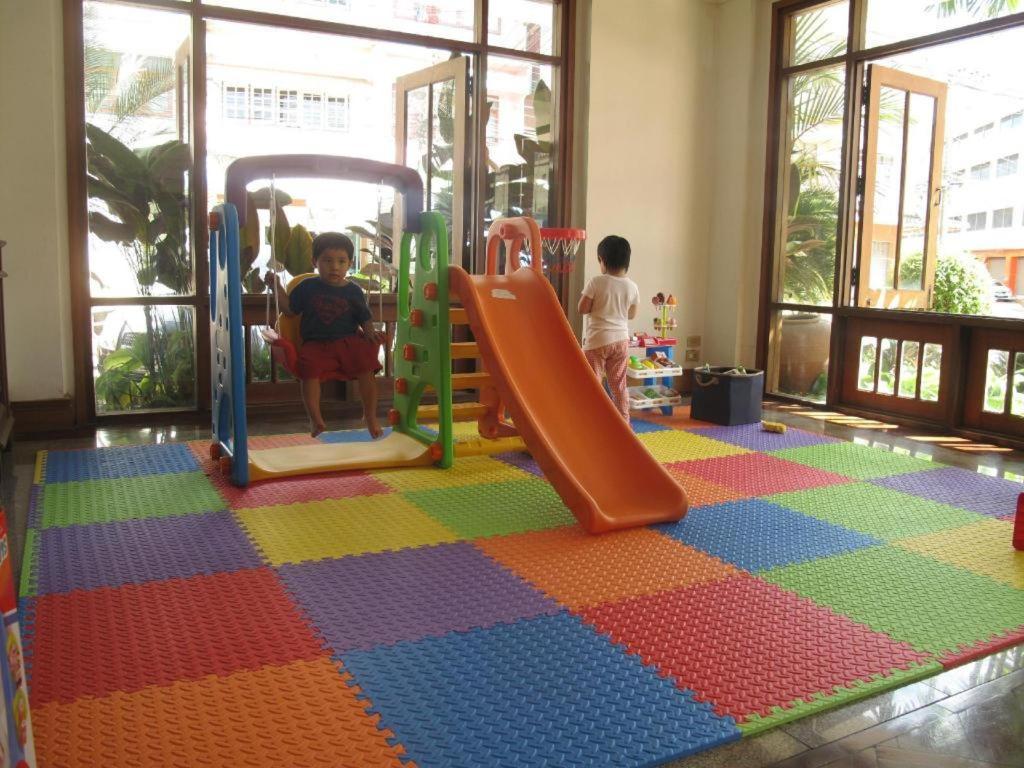 סקון נקהון Dusit Hotel מראה חיצוני תמונה