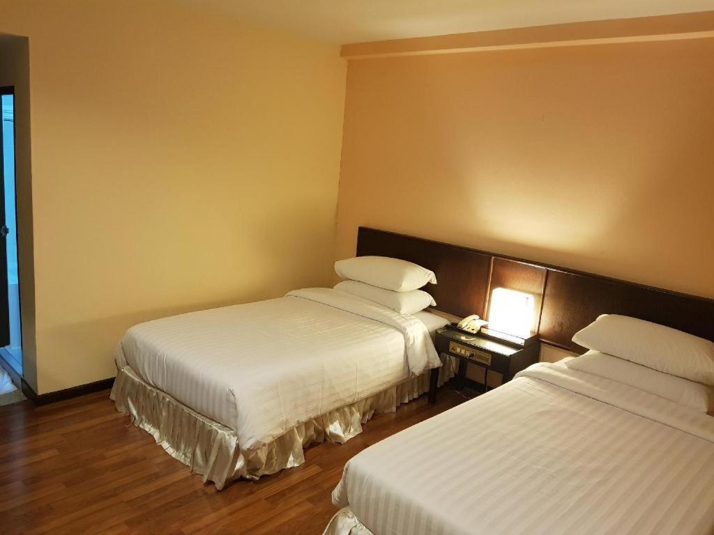 סקון נקהון Dusit Hotel מראה חיצוני תמונה