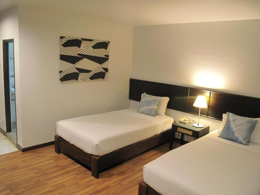 סקון נקהון Dusit Hotel מראה חיצוני תמונה
